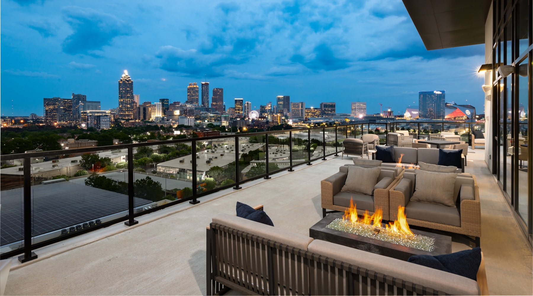 Sky lounge with seating, and skyline views at The Grace Residences apartments near Downtown Atlanta. Sky lounge with seating, and skyline views at The Grace Residences apartments near Downtown Atlanta.